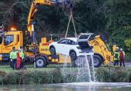 Oops! Lancia's new electric car makes a splashy debut